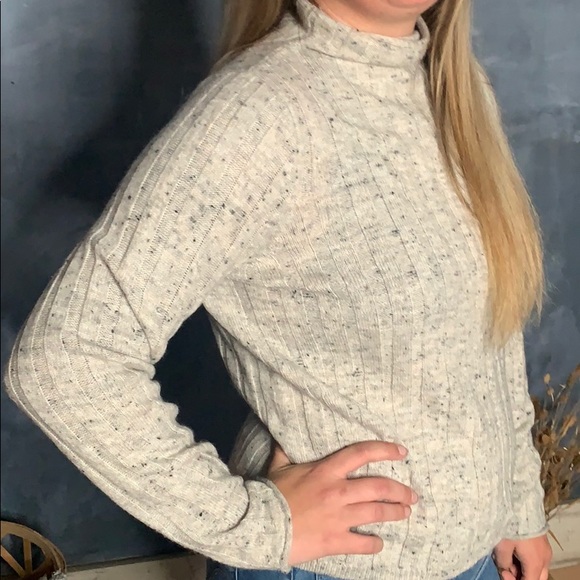 SOLD NWT Madewell sweater - Picture 3 of 4